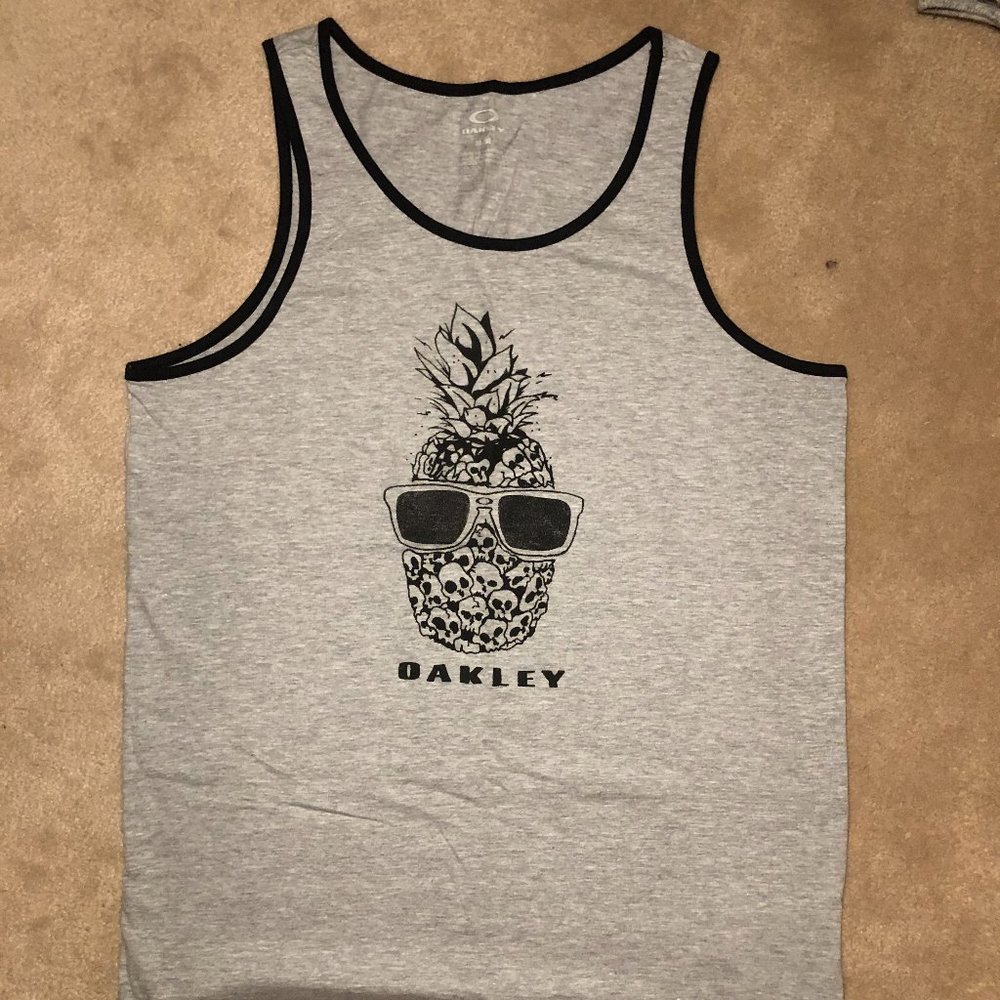 Oakley Men's Tank